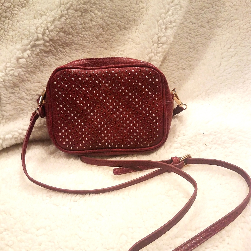 Crossbody handbag